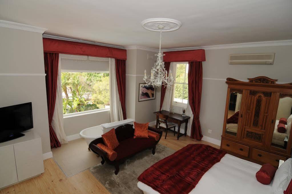 Abbey Manor Luxury Guesthouse Città del Capo Esterno foto